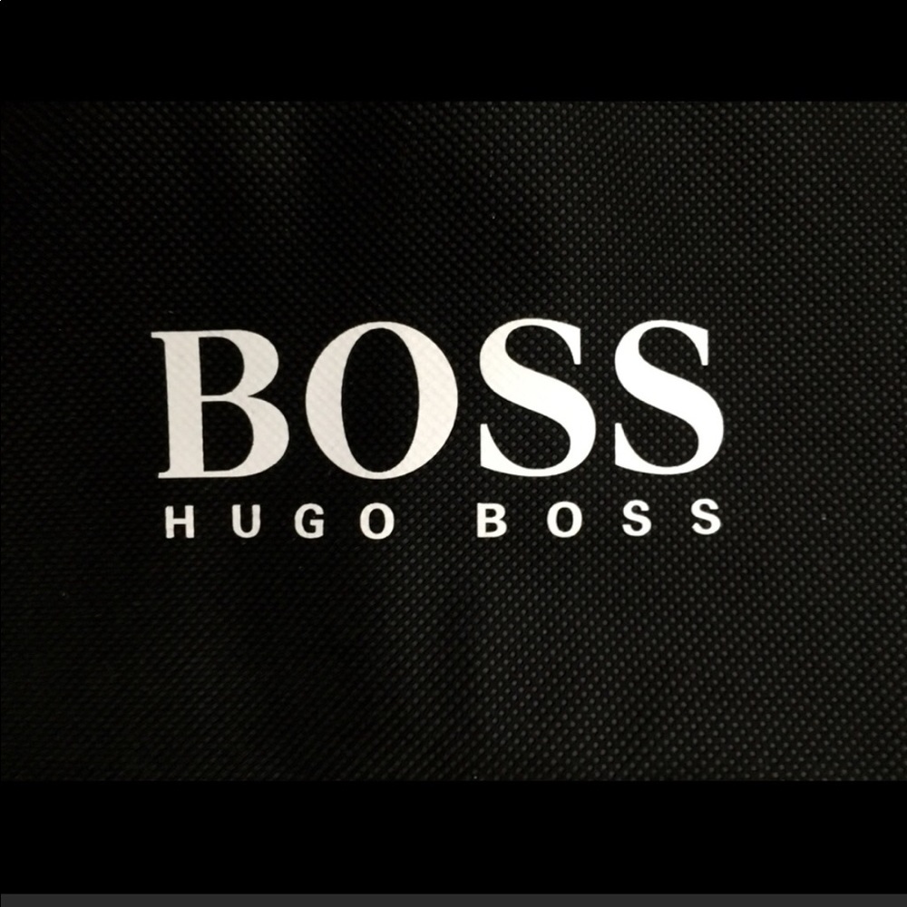 2 NEW HUGO BOSS GARMENT BAGS - FINAL PRICE - Picture 6 of 9